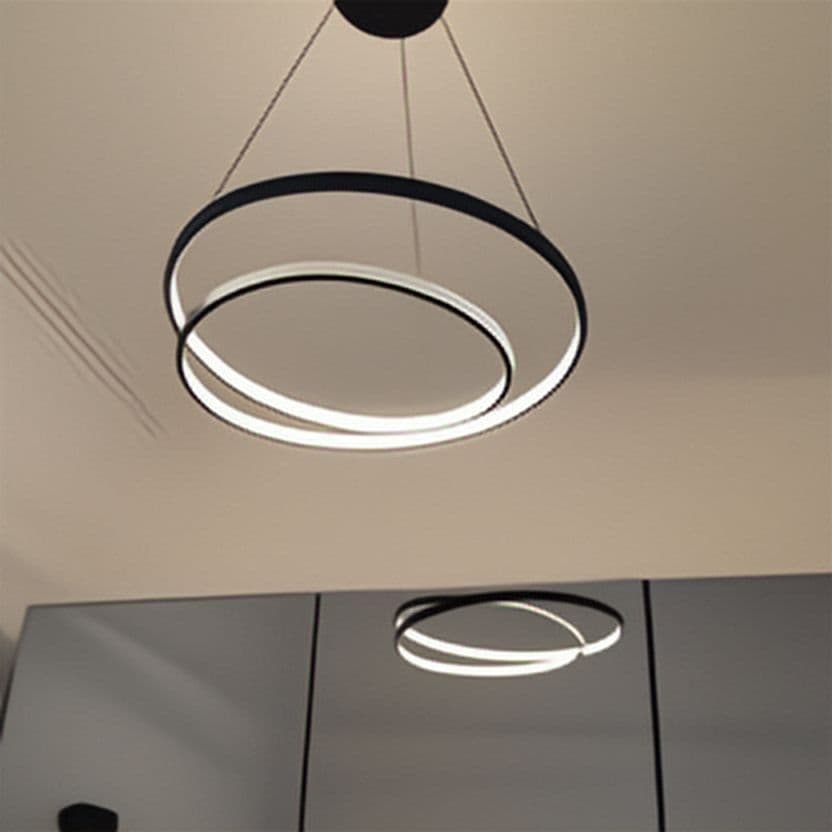 Suspension design à anneaux LED